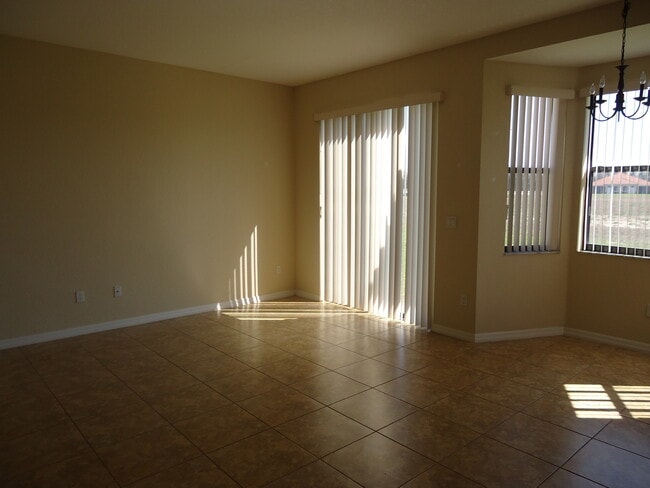 Building Photo - Tuscany Preserve-453 Cinnamon Drive Kissimmee, FL 34759