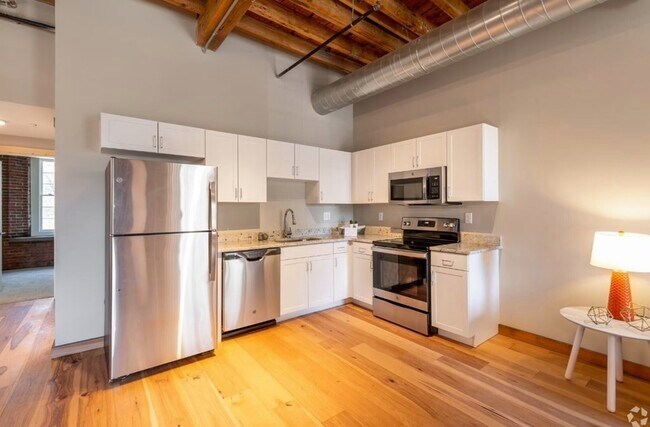 Building Photo - 60 13th St
