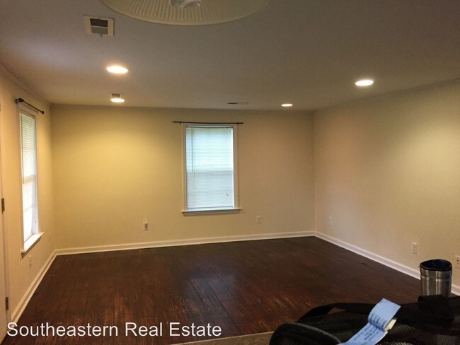 Building Photo - 2 br, 1 bath House - 575 Harrell Rd