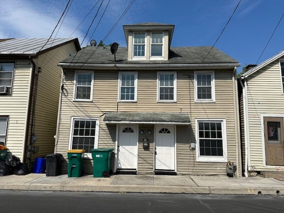 1306 3rd St, Enola, PA 17025 House Rental in Enola, PA