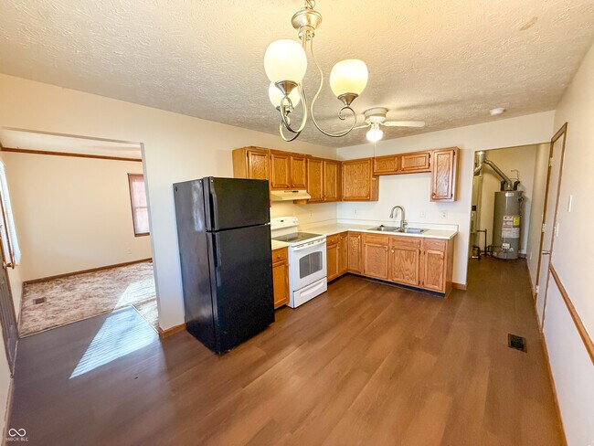 Building Photo - 508 Illinois St