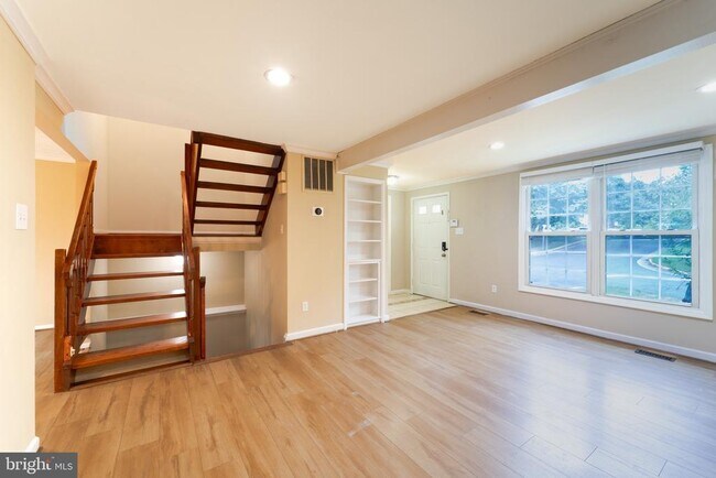 Foto del edificio - 5514 Whitfield Ct
