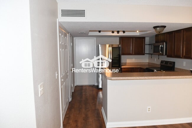 Foto del edificio - 1502 N Central Dr