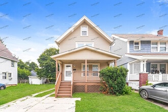 Building Photo - 2063 W 99th St