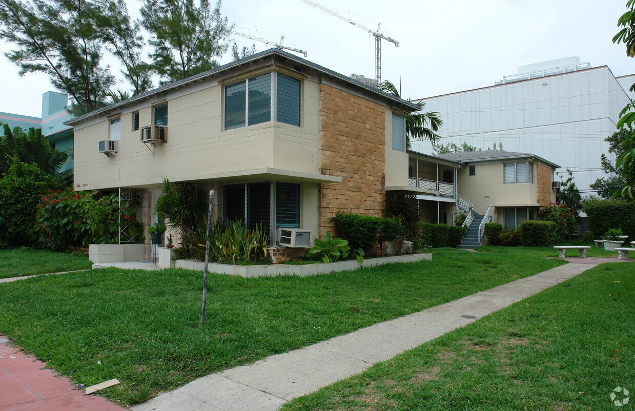 Foto del edificio - 6775-6785 Indian Creek Rd