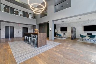 Lobby - 12 North