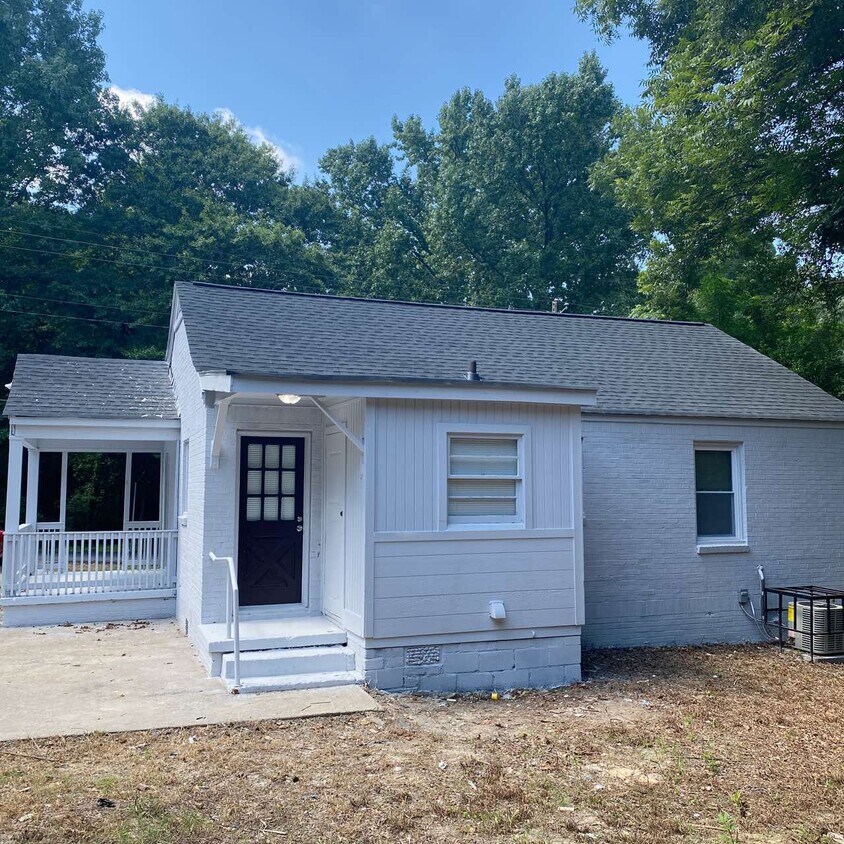 798 Slaton St, Forest Park, GA 30297 House for Rent in Forest Park