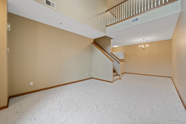 Foto del edificio - 5075 Holly Ln N