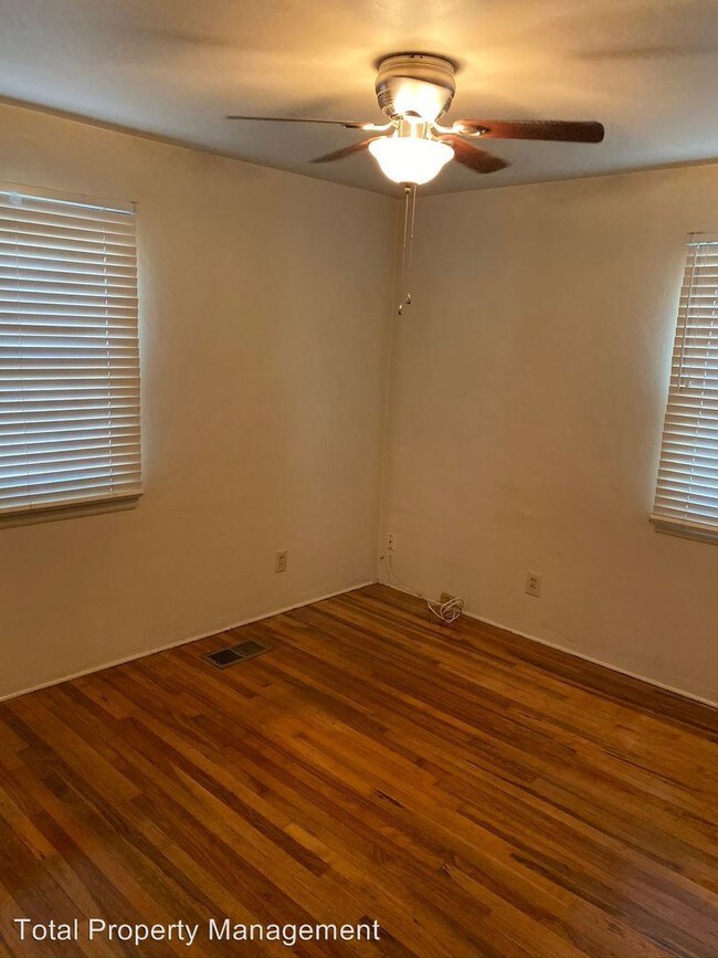 Foto del edificio - 2 br, 1 bath House - 921 E. Laurel Ave.