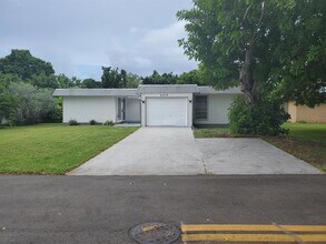 Building Photo - 6310 NW 71st Ave
