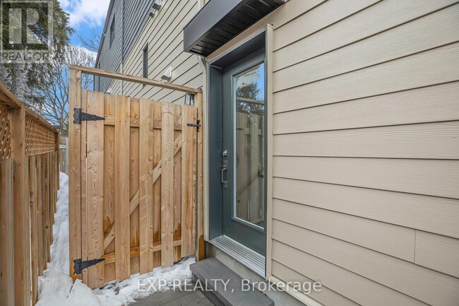 Building Photo - 527 Broadhead Ave
