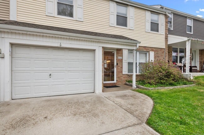Foto del edificio - 6420 Thomas Paine Ct