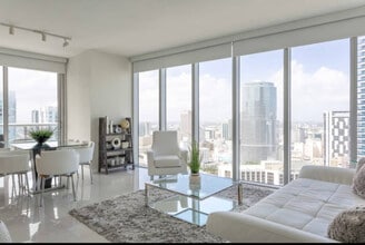 Building Photo - 501 Brickell Ave