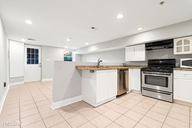 Foto del edificio - 2 br, 2 bath Condo - 317 13th St SE B Unit B