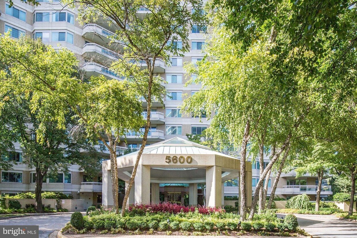 Primary Photo - 5600 Wisconsin Ave