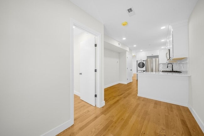 Building Photo - 80 Bunker Hill St