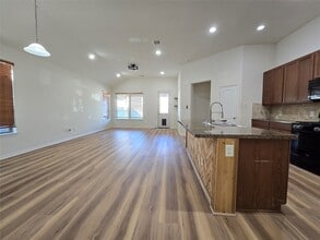 Building Photo - 22526 Belmont Cove Ln