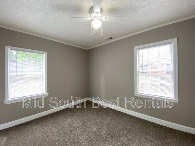 Building Photo - 1020 Railton Rd