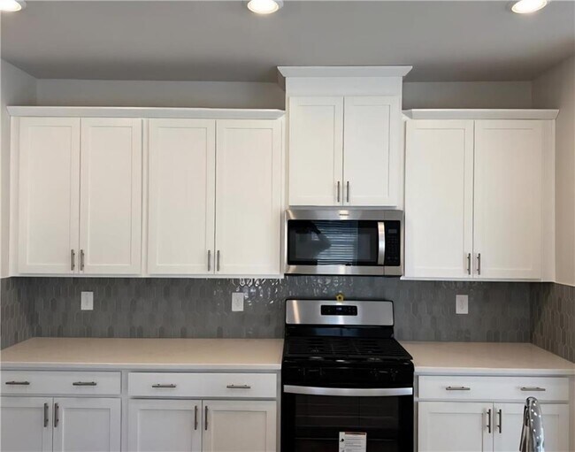 Building Photo - 603 Runnel Dr