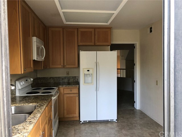 Building Photo - 3222 Caminito Eastbluff