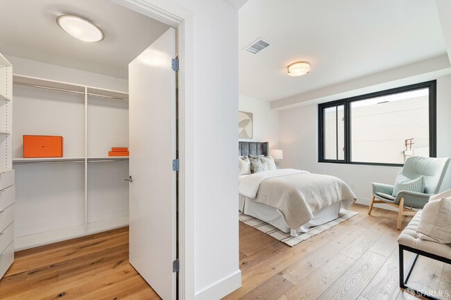 Building Photo - 1450 Franklin St