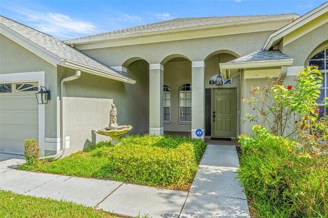 Foto del edificio - 16521 Lake Heather Dr