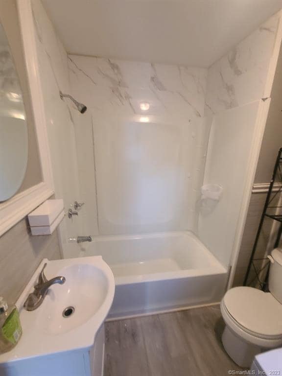 Building Photo - 26 Mt Pleasant St