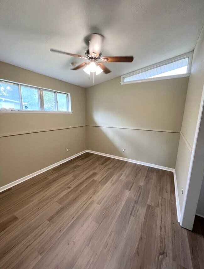 dormitorio 1 - 420 Lakeview Dr