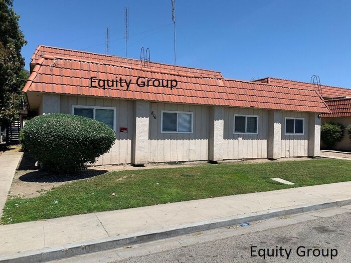 Downstairs unit approaching Downtown Visalia! Apartment for Rent in