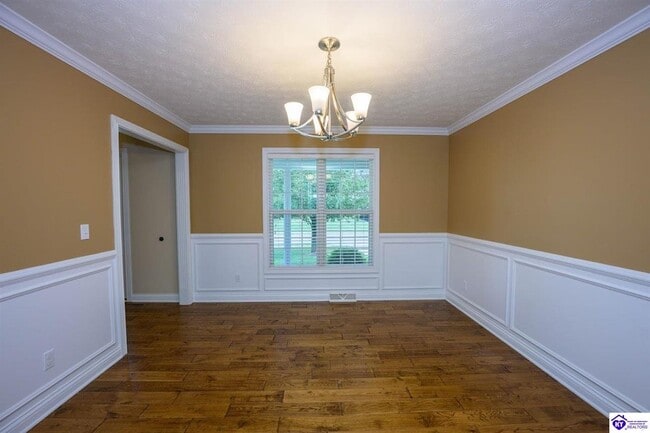 Building Photo - 114 W Mandarin Ct