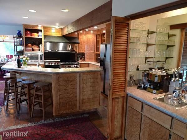 Building Photo - 1 br, 1 bath House - 2531 Heide Ct