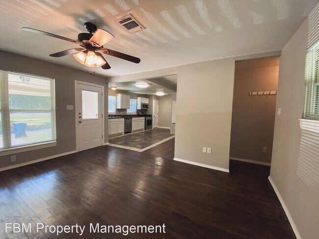 Building Photo - 3 br, 2 bath House - 100 Sunset Circle