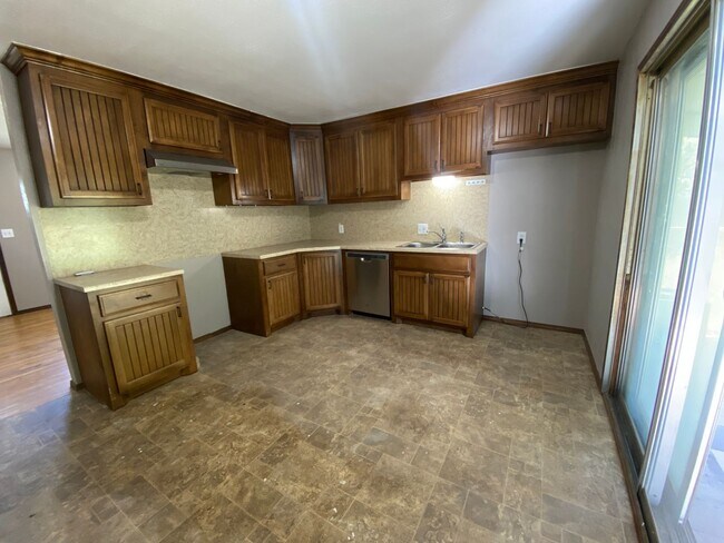 Foto del edificio - 4725 S Shallow Brook Dr