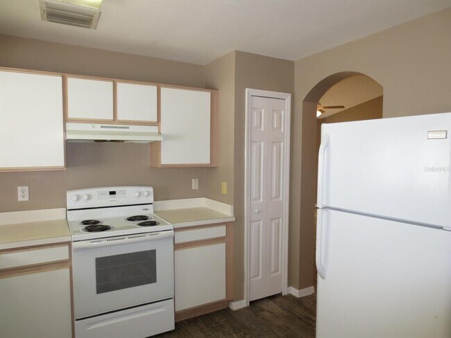 Building Photo - 3106 Pine Top Dr