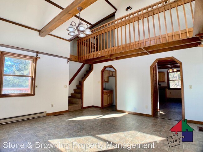 Foto del edificio - 3 br, 2 bath House - 74 West Rd