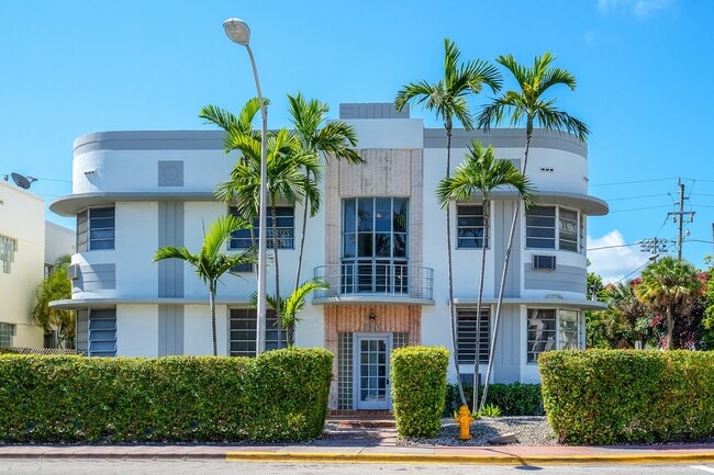 Building Photo - Helios Apartments Miami Beach