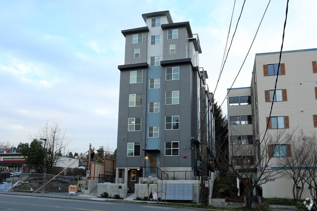 Footprint Avalon I - Alcove West Seattle - Affordable and Effic...