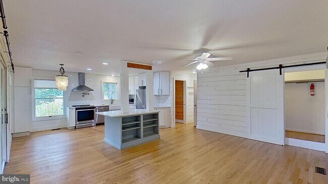 Foto del edificio - 17220 Gum Landing Rd