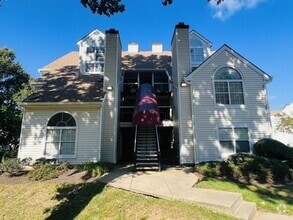 Building Photo - 10417 Beacon Ridge Dr