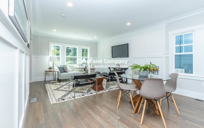 Building Photo - 311 Forest Hills St