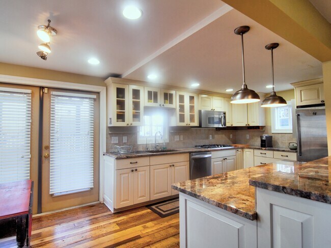 Cocina - 512 13th St NW