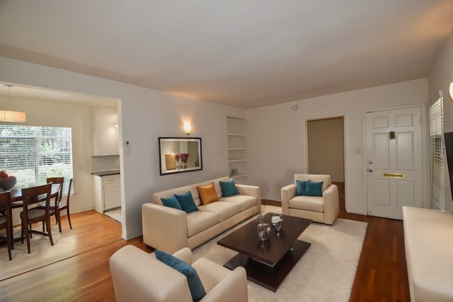 Foto del edificio - 11444 Riverside Dr