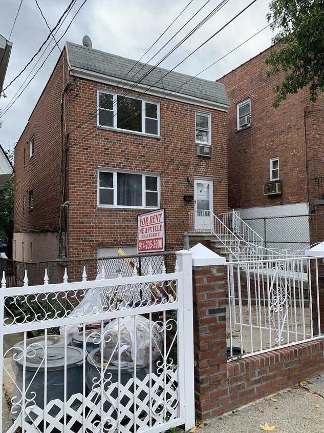 Primary Photo - 4165 Grace Ave