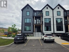 Building Photo - 708 Woolwich St