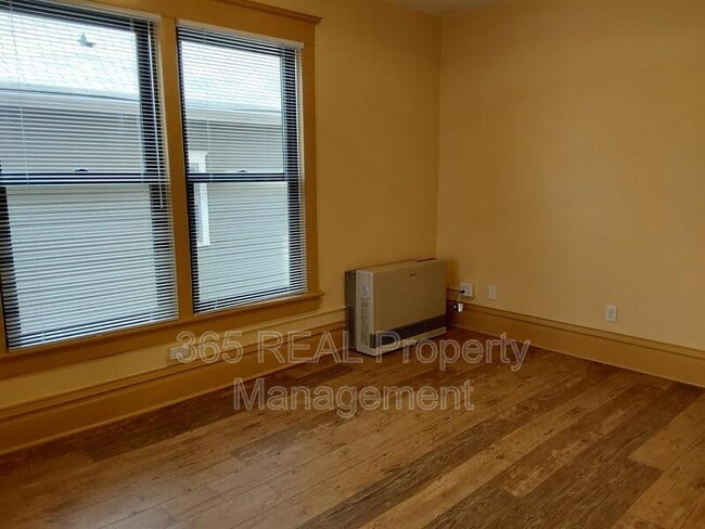 Foto del edificio - 2018 10th Ave