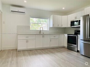 Building Photo - 5441 NW 174th Dr