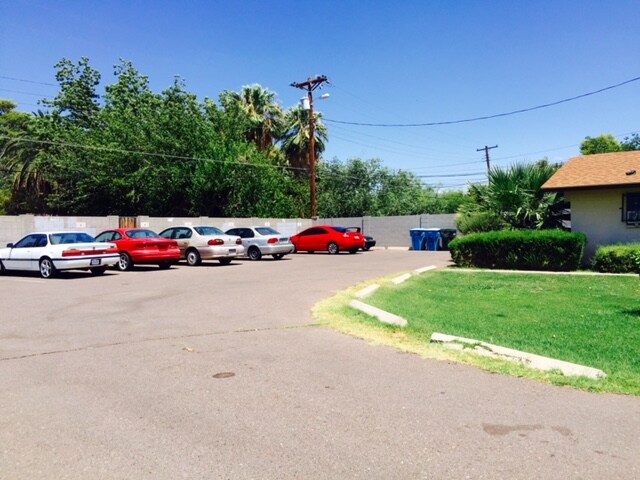 Foto del edificio - 6718 N 23rd Ave