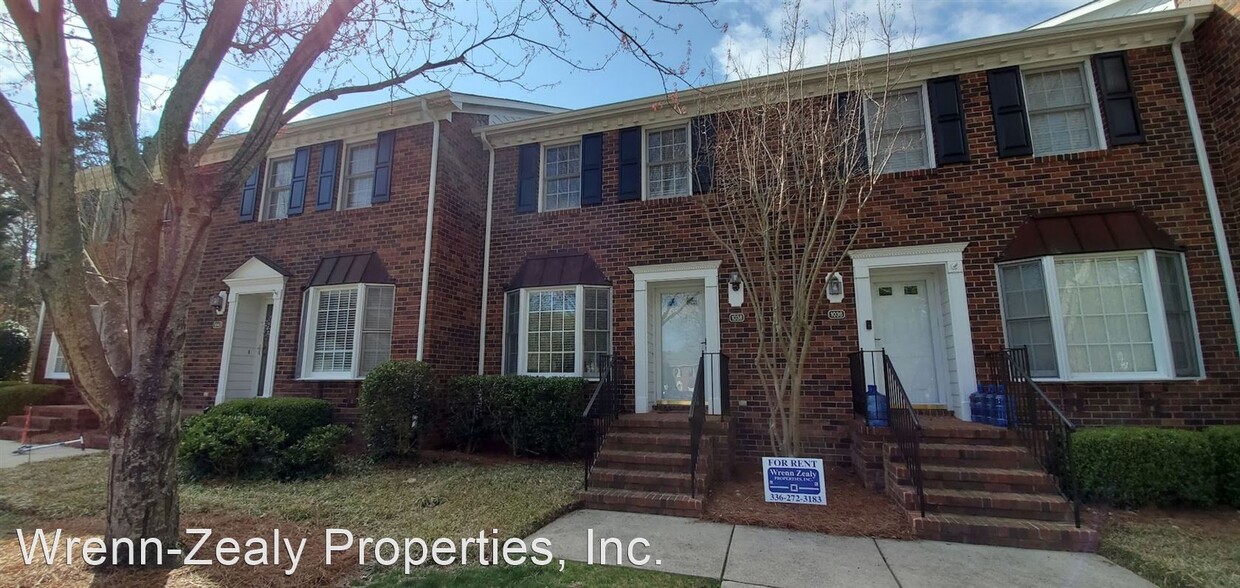 Primary Photo - 2 br, 3.5 bath House - 1038 Christmas Place
