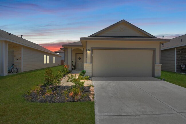 Building Photo - 24003 Farmstead Dr