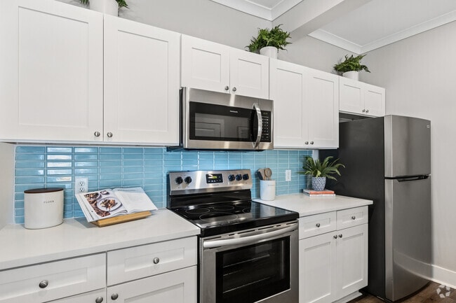 Interior Photo - Everett at Port Wentworth